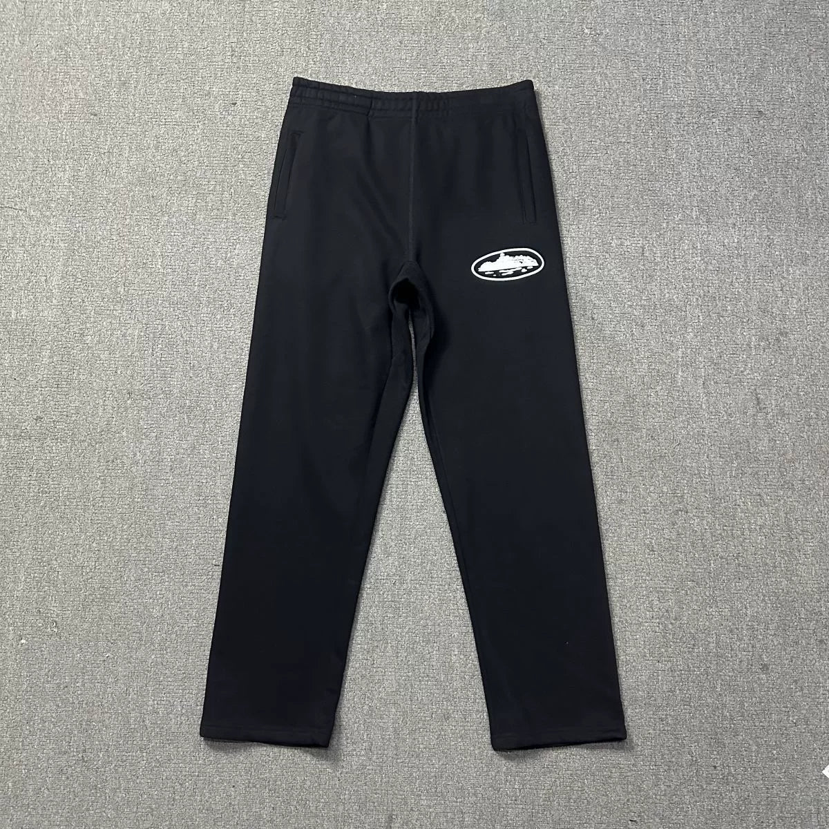 Black Straight-Leg Sweatpants | Minimalist Streetwear Pants with Logo Detail